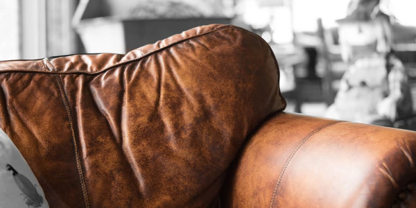 Comment nettoyer un canapé en cuir ? Astuces et produits ? Blog BUT